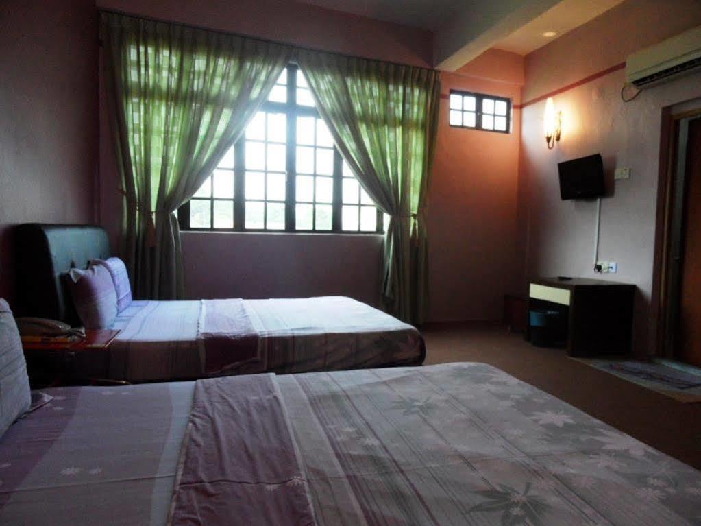 ג'והור בהרו Oyo 1230 Zen Zeng Budget Hotel מראה חיצוני תמונה